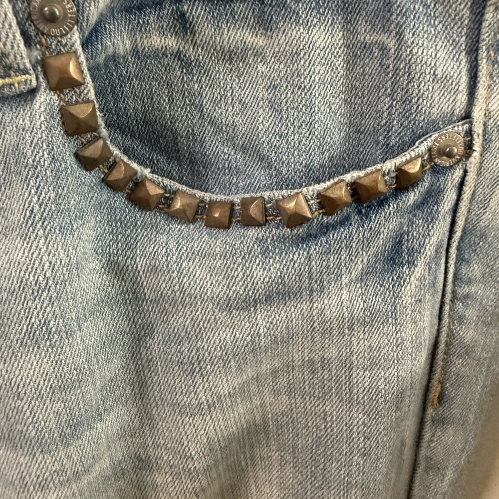 AMERICAN EAGLE Women’s Skinny Stretch Jeans SIZE 8R Studded Trim Distressed - Picture 3 of 6